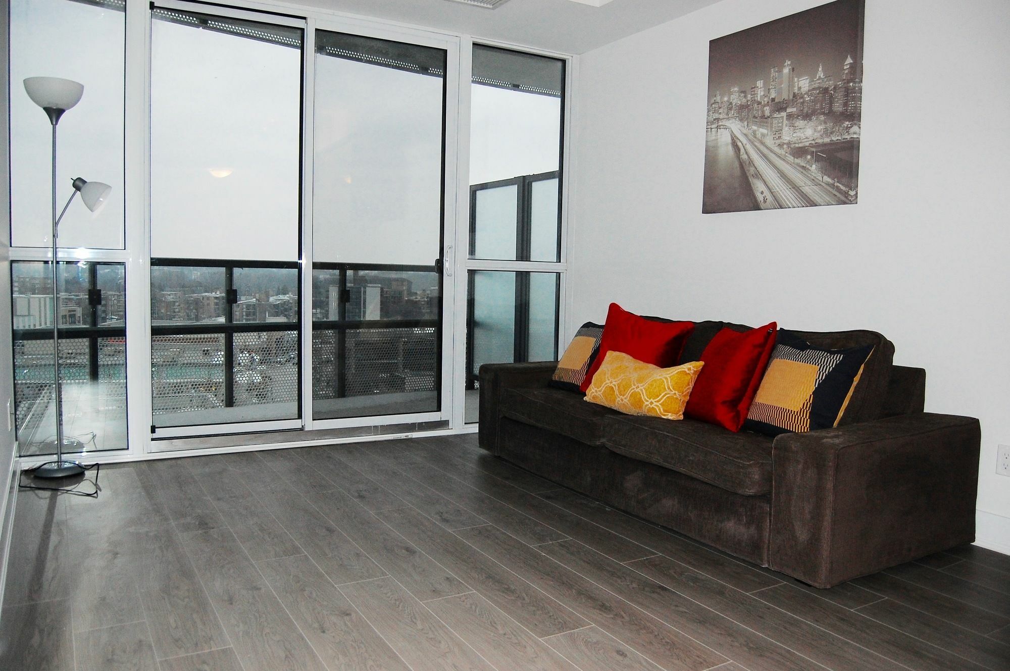 טורונטו Shops At Don Mills Furnished Apartments מראה חיצוני תמונה